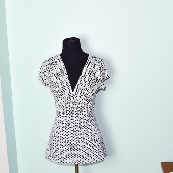 Tops - Beautiful Spotted Silky Blouse